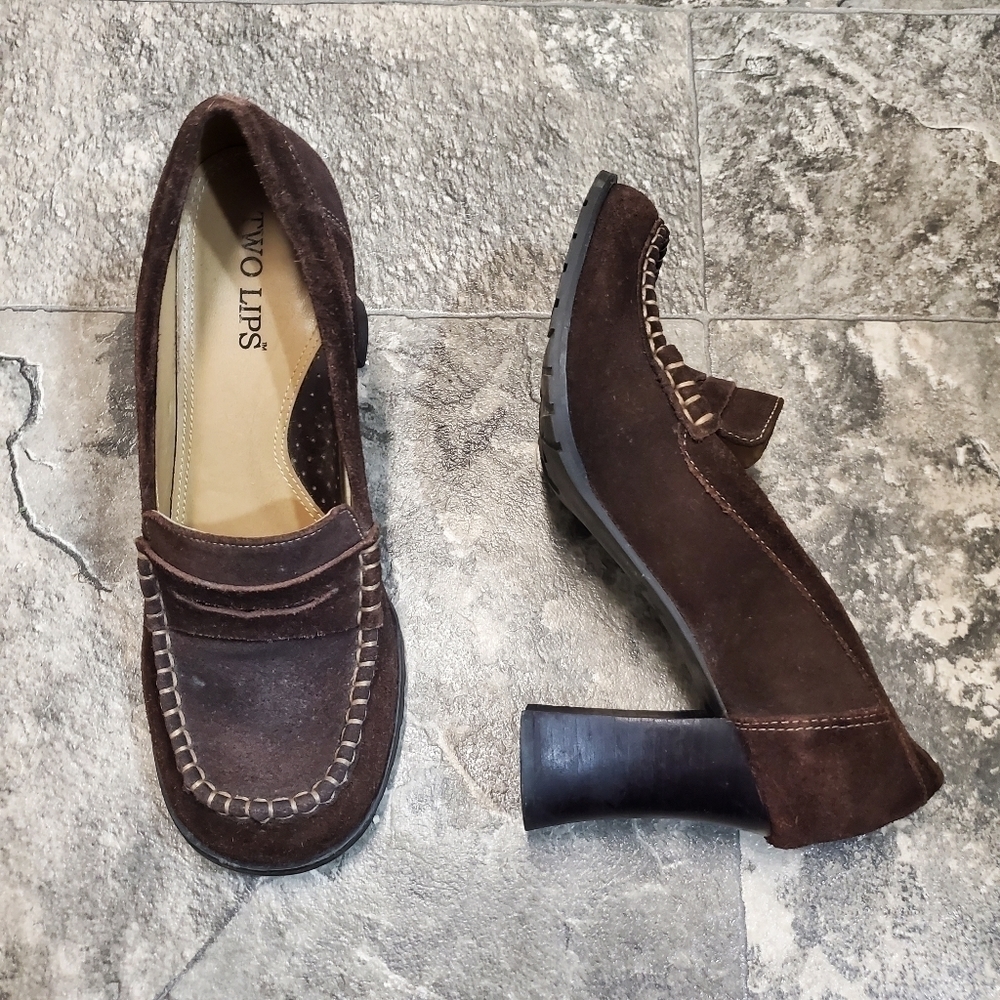 Vintage 90s y2k Bratz Brown Suede Leather Chunky Heel Moc Toe Penny Loafer Pumps